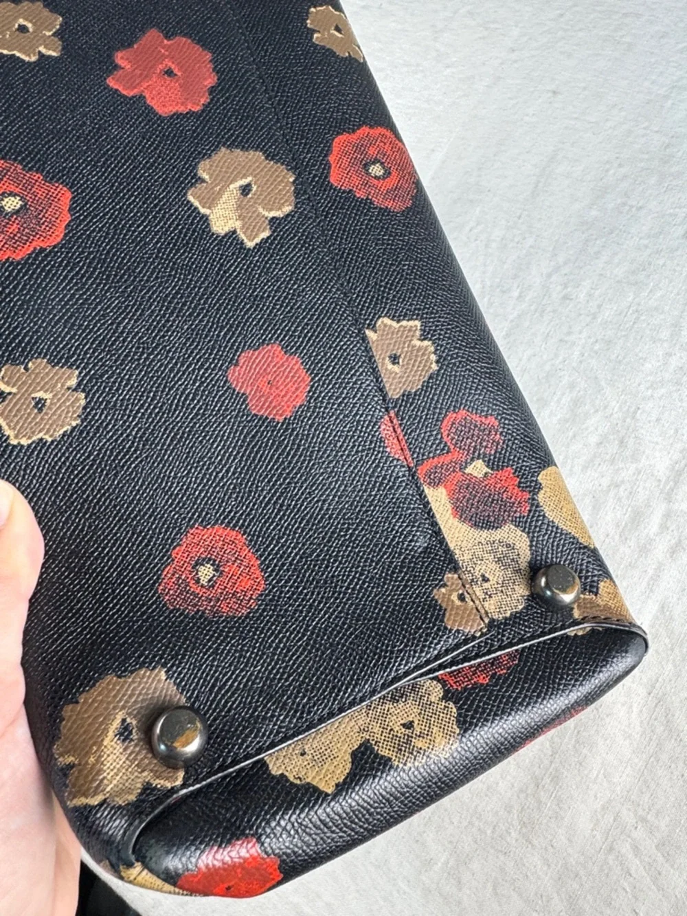 Coach Turnlock Borough Bag in Floral Print Leather. - Picture 10 of 16